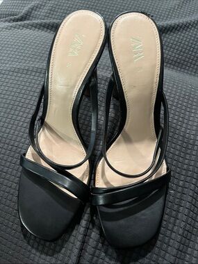 Zara Black Minimal Strappy Heeled Sandals